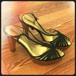 Shoes High Heel ARDEN B. size 9 made in Brazil